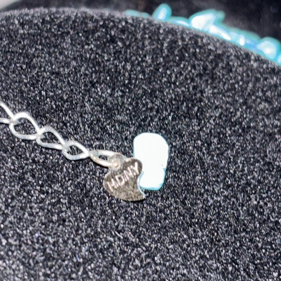 Henry Designs NY Turquoise Stones adjustable Necklace. - Picture 5 of 5